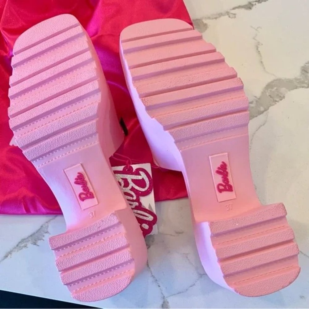 π Barbie x ZARA Pink Rubber Slides Heeled Sandals 6.5 37 - Picture 11 of 12